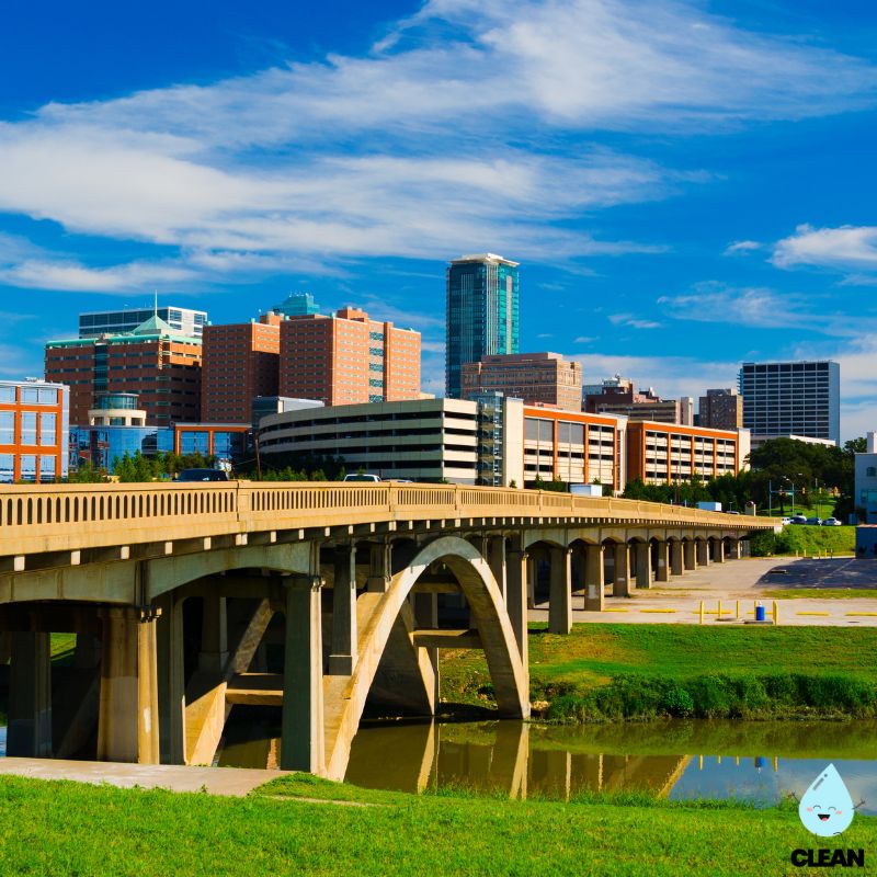 Bridge over river at Fort Worth