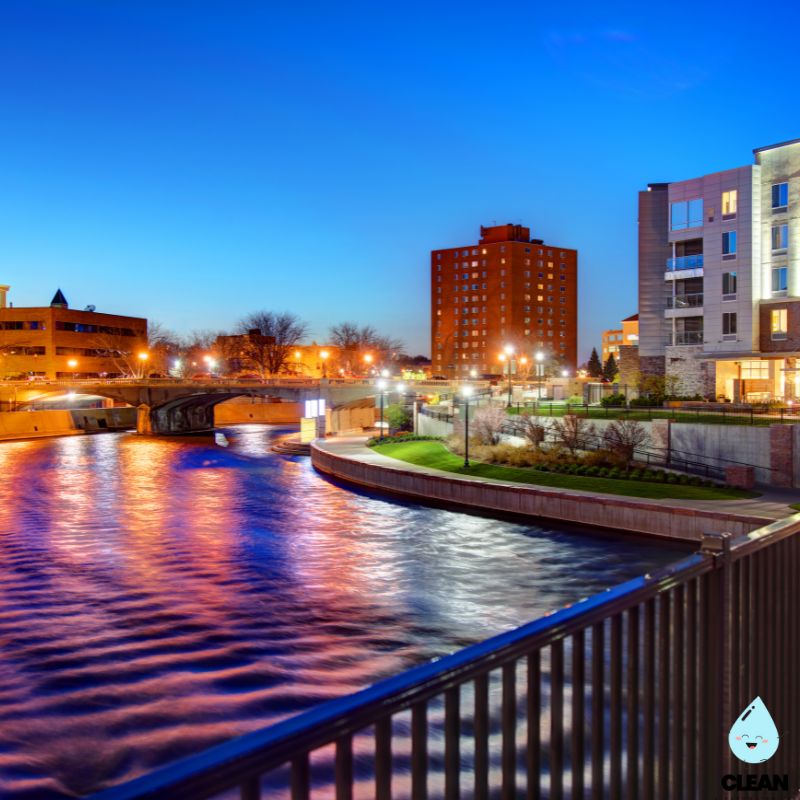 Sioux Falls building by the river